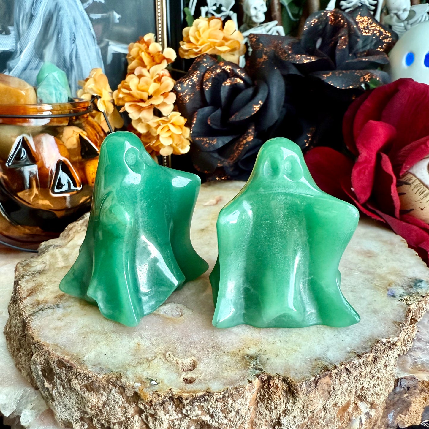 Assorted Carved Sheet Ghost, Choose Your Own!