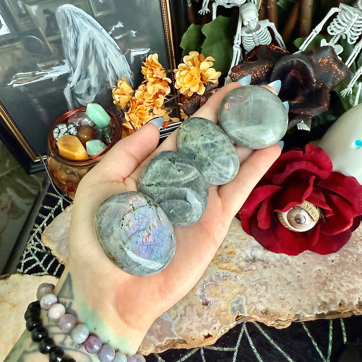 Sunset Labradorite Palmstone, Rainbow Flash, Intuition Crystal