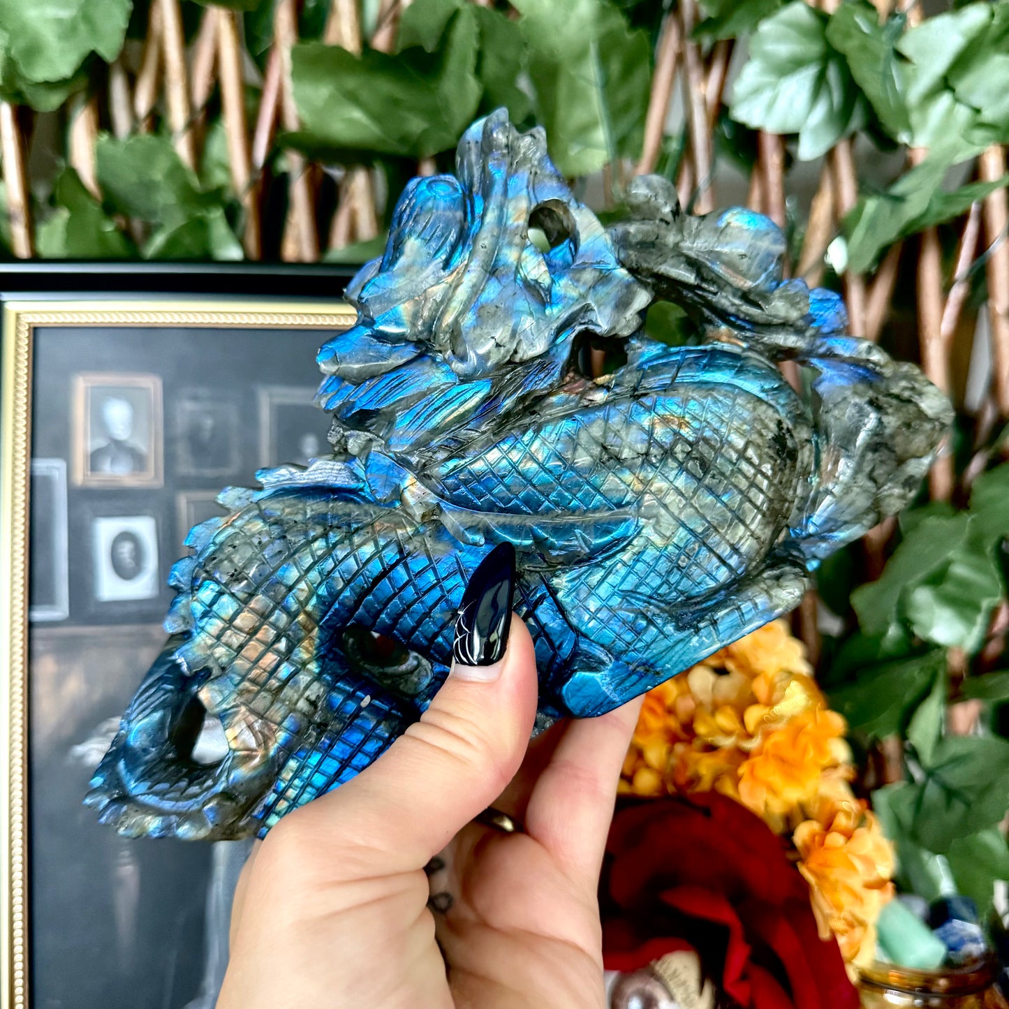High-Flash Labradorite Carved Dragon, Blue Flash, Intuition Crystal