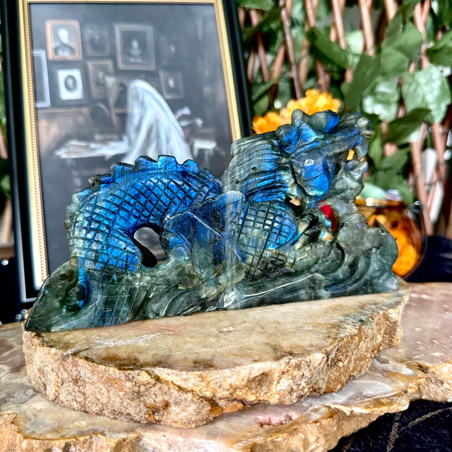 High-Flash Labradorite Carved Dragon, Blue Flash, Intuition Crystal