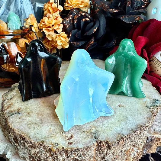 Assorted Carved Sheet Ghost, Choose Your Own!